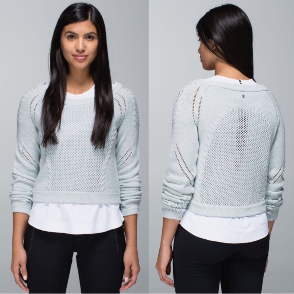 Lululemon Be Present Cropped Sweater. Light Blue 4